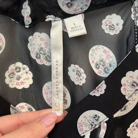 Lauren Conrad Women’s Sheer Top - Picture 2 of 6